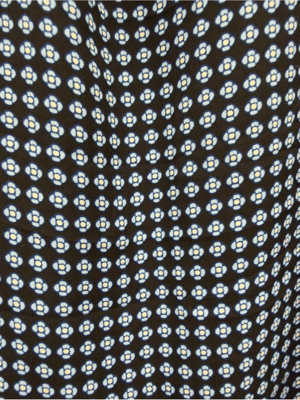 Who What Wear Sleeveless black patterned blouse Ruffle detail Printed Top XL - Picture 3 of 7
